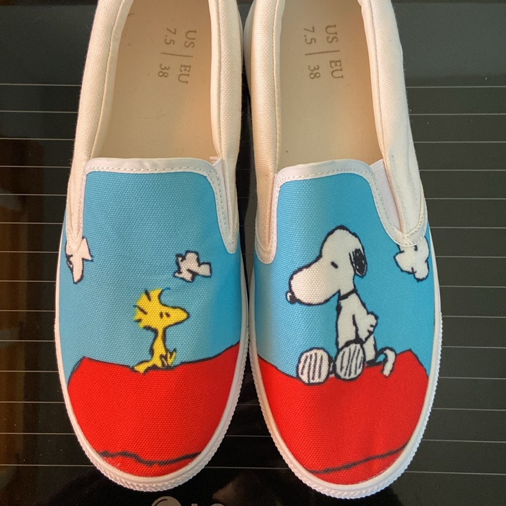 Snoopy and Woodstock White Canvas Slip-on Sneakers